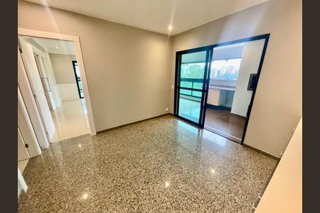 Apartamento à venda com 385m², 4 quartos e 6 vagas