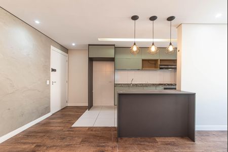 Cozinha de apartamento para alugar com 2 quartos, 55m² em Santo Amaro, São Paulo