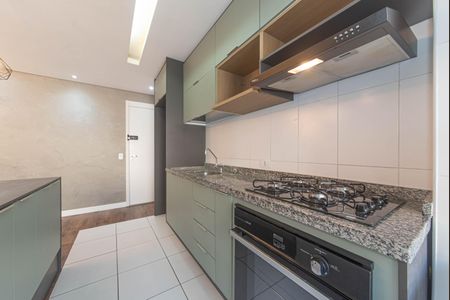 Cozinha de apartamento para alugar com 2 quartos, 55m² em Santo Amaro, São Paulo