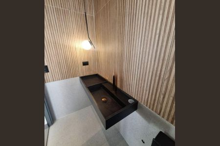 Casa de condomínio à venda com 702m², 4 quartos e 6 vagas