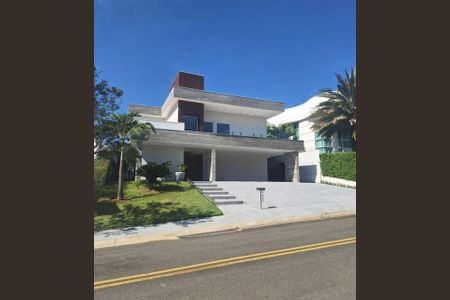 Casa de condomínio à venda com 702m², 4 quartos e 6 vagas