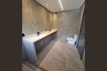Casa de condomínio à venda com 702m², 4 quartos e 6 vagas