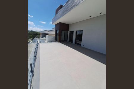 Casa de condomínio à venda com 702m², 4 quartos e 6 vagas