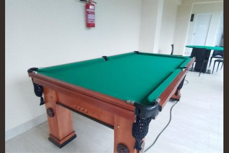 Apartamento à venda com 2 quartos, 46m² em Cabral, Contagem