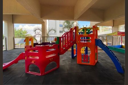 Apartamento à venda com 2 quartos, 46m² em Cabral, Contagem