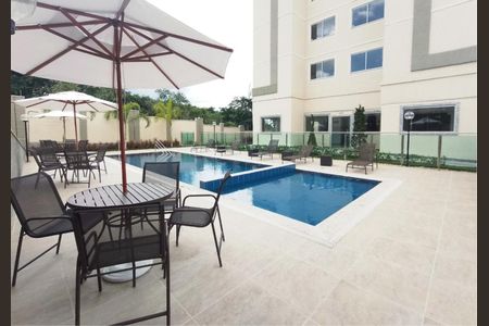 Apartamento à venda com 2 quartos, 46m² em Cabral, Contagem