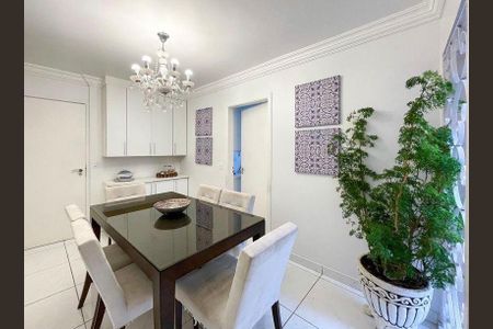 Apartamento à venda com 200m², 4 quartos e 3 vagas