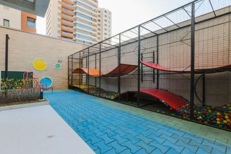 Apartamento à venda com 3 quartos, 195m² em Morumbi, São Paulo