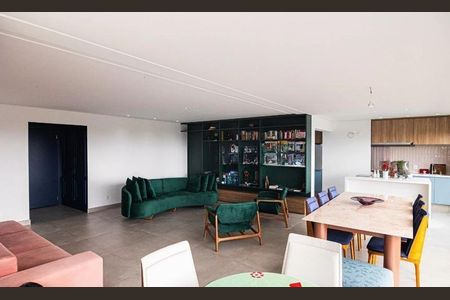 Apartamento à venda com 3 quartos, 195m² em Morumbi, São Paulo