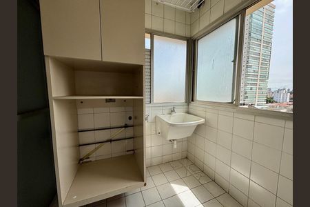 Apartamento à venda com 2 quartos, 70m² em Vila Alexandria, São Paulo