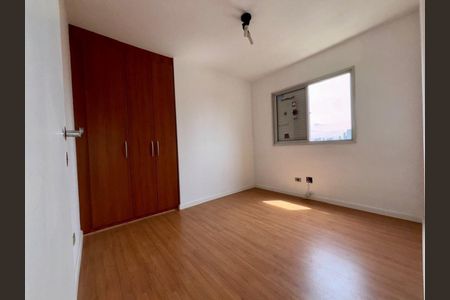 Apartamento à venda com 2 quartos, 70m² em Vila Alexandria, São Paulo