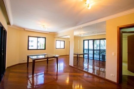 Apartamento para alugar com 3 quartos, 150m² em Vila Bastos, Santo André