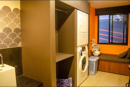 Apartamento para alugar com 69m², 2 quartos e 1 vaga Apartamento para alugar com 69m², 2 quartos e 1 vagaLavanderia