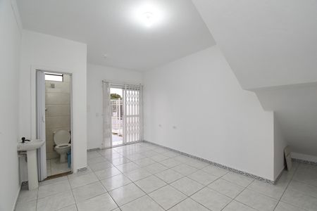 Casa para alugar com 1 quarto, 20m² em Capão da Imbuia, Pinhais