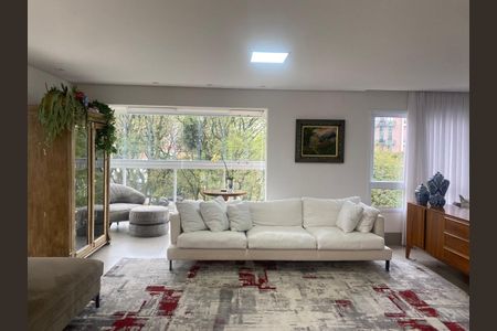 Apartamento à venda com 3 quartos, 217m² em Jardim Vila Mariana, São Paulo
