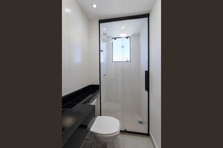Apartamento à venda com 56m², 2 quartos e 1 vaga Apartamento à venda com 56m², 2 quartos e 1 vagaBanheiro social
