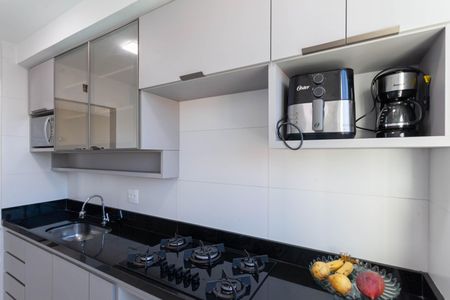 Apartamento à venda com 56m², 2 quartos e 1 vaga Apartamento à venda com 56m², 2 quartos e 1 vagaCozinha e Área de Serviço