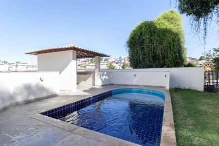 Apartamento à venda com 56m², 2 quartos e 1 vaga Apartamento à venda com 56m², 2 quartos e 1 vagaÁrea comum - Piscina