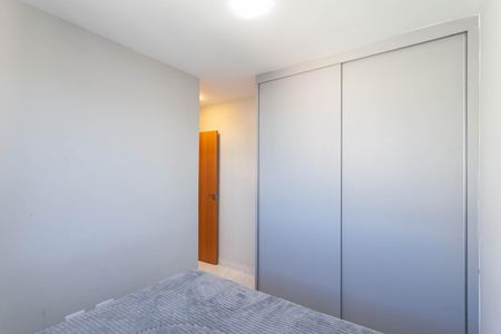 Apartamento à venda com 56m², 2 quartos e 1 vaga Apartamento à venda com 56m², 2 quartos e 1 vagaSuíte
