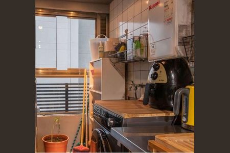 Apartamento à venda com 2 quartos, 70m² em Campo Belo, São Paulo