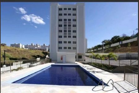 Apartamento à venda com 2 quartos, 58m² em Cabral, Contagem