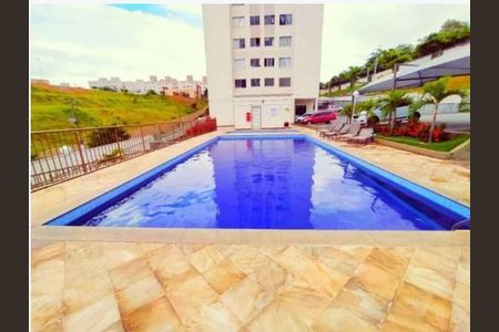 Apartamento à venda com 2 quartos, 58m² em Cabral, Contagem