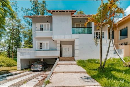 Casa de condomínio à venda com 600m², 5 quartos e 6 vagasFoto 01