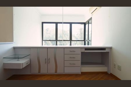 Apartamento à venda com 1 quarto, 61m² em Paraíso do Morumbi, São Paulo
