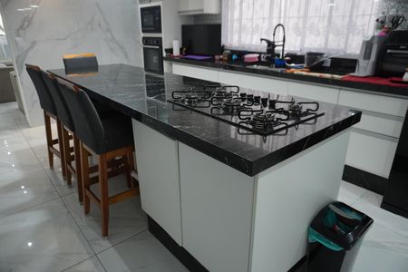 Casa à venda com 3 quartos, 158m² em Jardim Helena, São Paulo