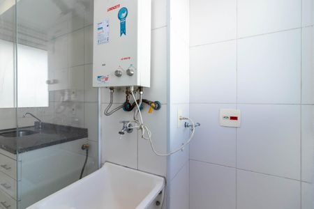 Apartamento para alugar com 65m², 2 quartos e 1 vagaÁrea de Serviço