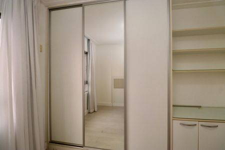 Apartamento para alugar com 75m², 3 quartos e 2 vagas Apartamento para alugar com 75m², 3 quartos e 2 vagasQuarto 2