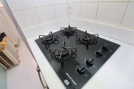 Cozinha de apartamento para alugar com 3 quartos, 75m² em Costa Azul, Salvador