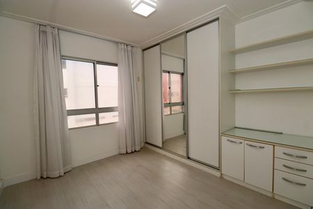 Apartamento para alugar com 75m², 3 quartos e 2 vagas Apartamento para alugar com 75m², 3 quartos e 2 vagasQuarto 2