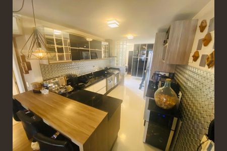 Apartamento à venda com 141m², 3 quartos e 2 vagas