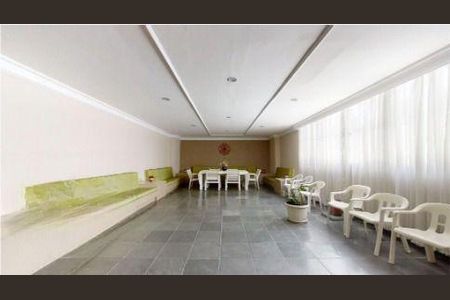 Apartamento à venda com 72m², 2 quartos e 1 vaga