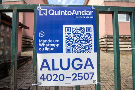 Plaquinha de kitnet/studio para alugar com 1 quarto, 30m² em Lopes de Oliveira, Sorocaba