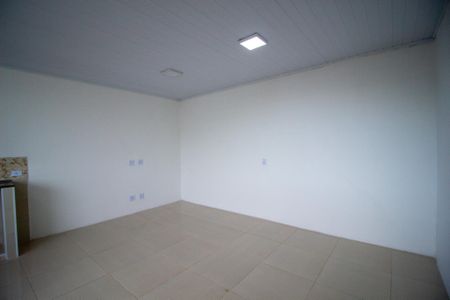 Quarto de kitnet/studio para alugar com 1 quarto, 30m² em Lopes de Oliveira, Sorocaba