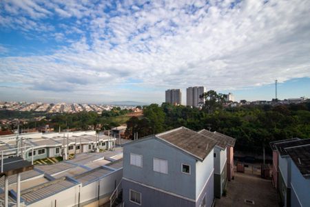 Vista de kitnet/studio para alugar com 1 quarto, 30m² em Lopes de Oliveira, Sorocaba