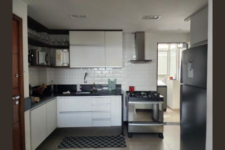 Apartamento à venda com 98m², 3 quartos e 1 vaga Apartamento à venda com 98m², 3 quartos e 1 vagaCozinha