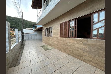 Casa para alugar com 150m², 4 quartos e 2 vagas Casa para alugar com 150m², 4 quartos e 2 vagasÁrea externa