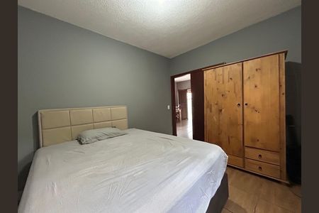 Casa para alugar com 150m², 4 quartos e 2 vagas Casa para alugar com 150m², 4 quartos e 2 vagasQuarto 1