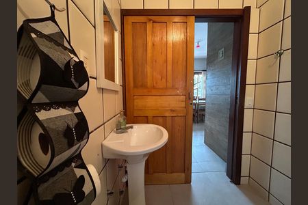 Casa para alugar com 150m², 4 quartos e 2 vagas Casa para alugar com 150m², 4 quartos e 2 vagasBanheiro 2