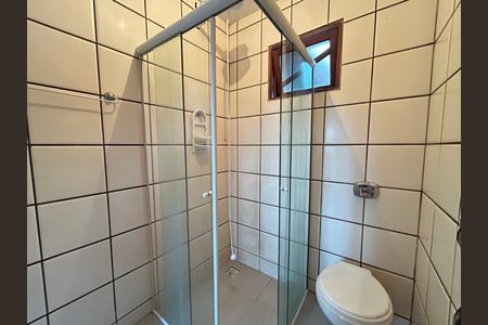 Casa para alugar com 150m², 4 quartos e 2 vagas Casa para alugar com 150m², 4 quartos e 2 vagasBanheiro 2