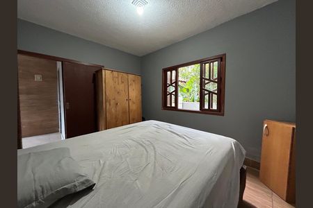 Casa para alugar com 150m², 4 quartos e 2 vagas Casa para alugar com 150m², 4 quartos e 2 vagasQuarto 1