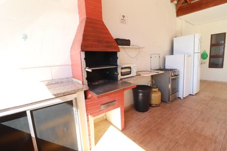 Cozinha  de casa para alugar com 2 quartos, 200m² em Jardim Orestes Lopes de Camargo, Ribeirão Preto