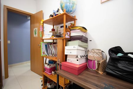 Apartamento à venda com 79m², 3 quartos e 2 vagas Apartamento à venda com 79m², 3 quartos e 2 vagasQuarto 2