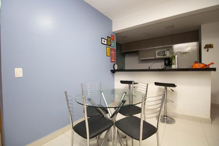 Sala de apartamento à venda com 3 quartos, 79m² em Qi 29, Brasília