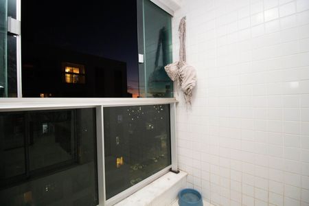 Sacada de apartamento à venda com 3 quartos, 79m² em Qi 29, Brasília