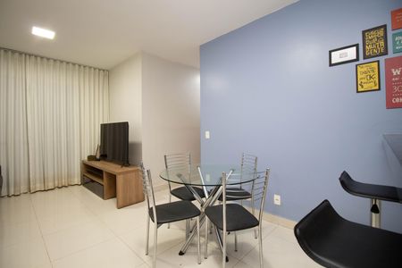 Apartamento à venda com 79m², 3 quartos e 2 vagas Apartamento à venda com 79m², 3 quartos e 2 vagasSala