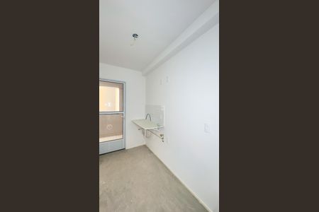 Apartamento para alugar com 45m², 2 quartos e sem vagaCozinha e Área de Serviço